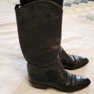 Joan & David Cowboy Boots Black Leather Croc Embossed  SZ 37 6.5 Cowgirl Westen